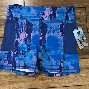 Rabbit Leggy 4 inch. Brand new with tags.